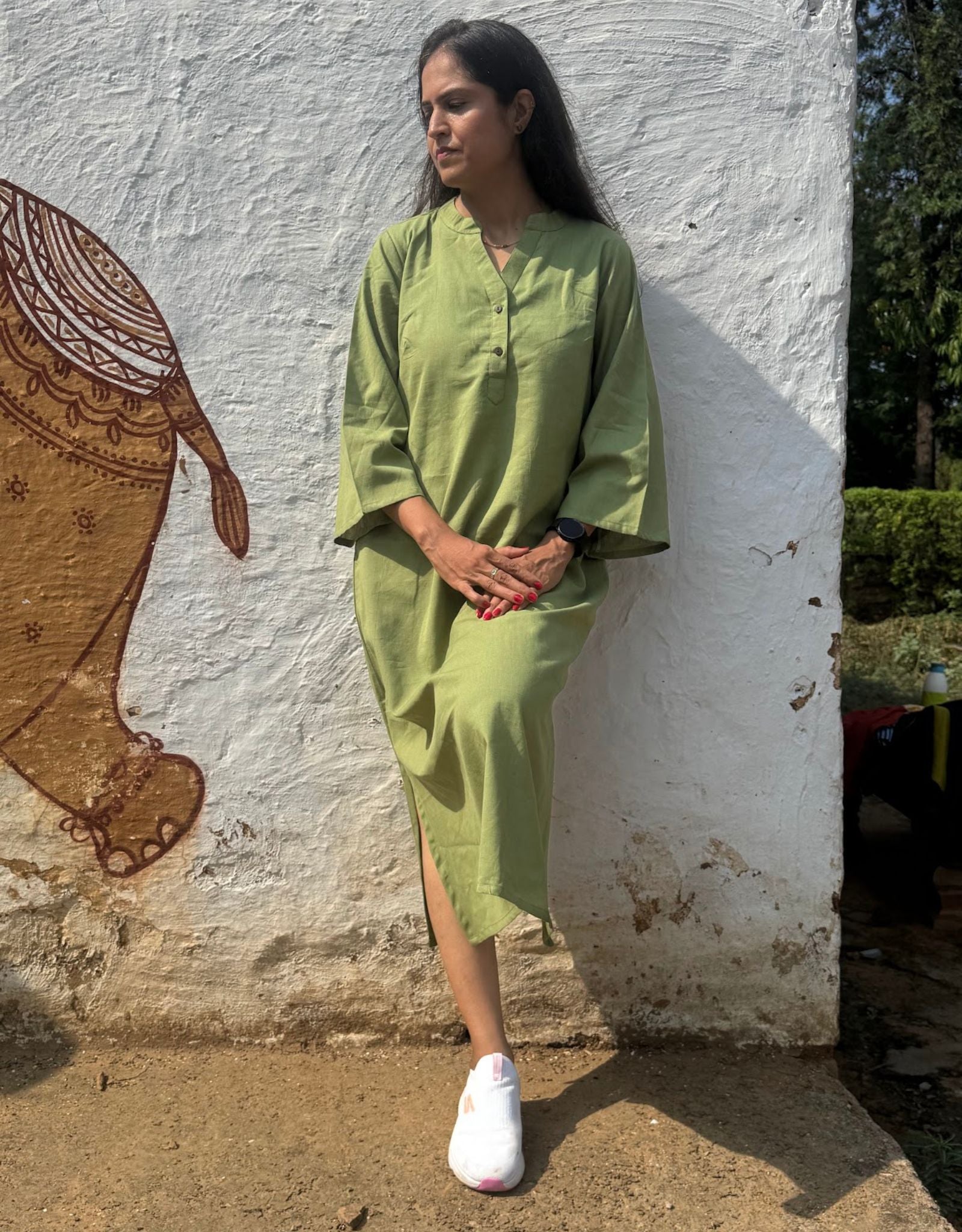 Light Green Side Slit Solid Cotton Flex Regular Fit Dress – GULABISHEHAR
