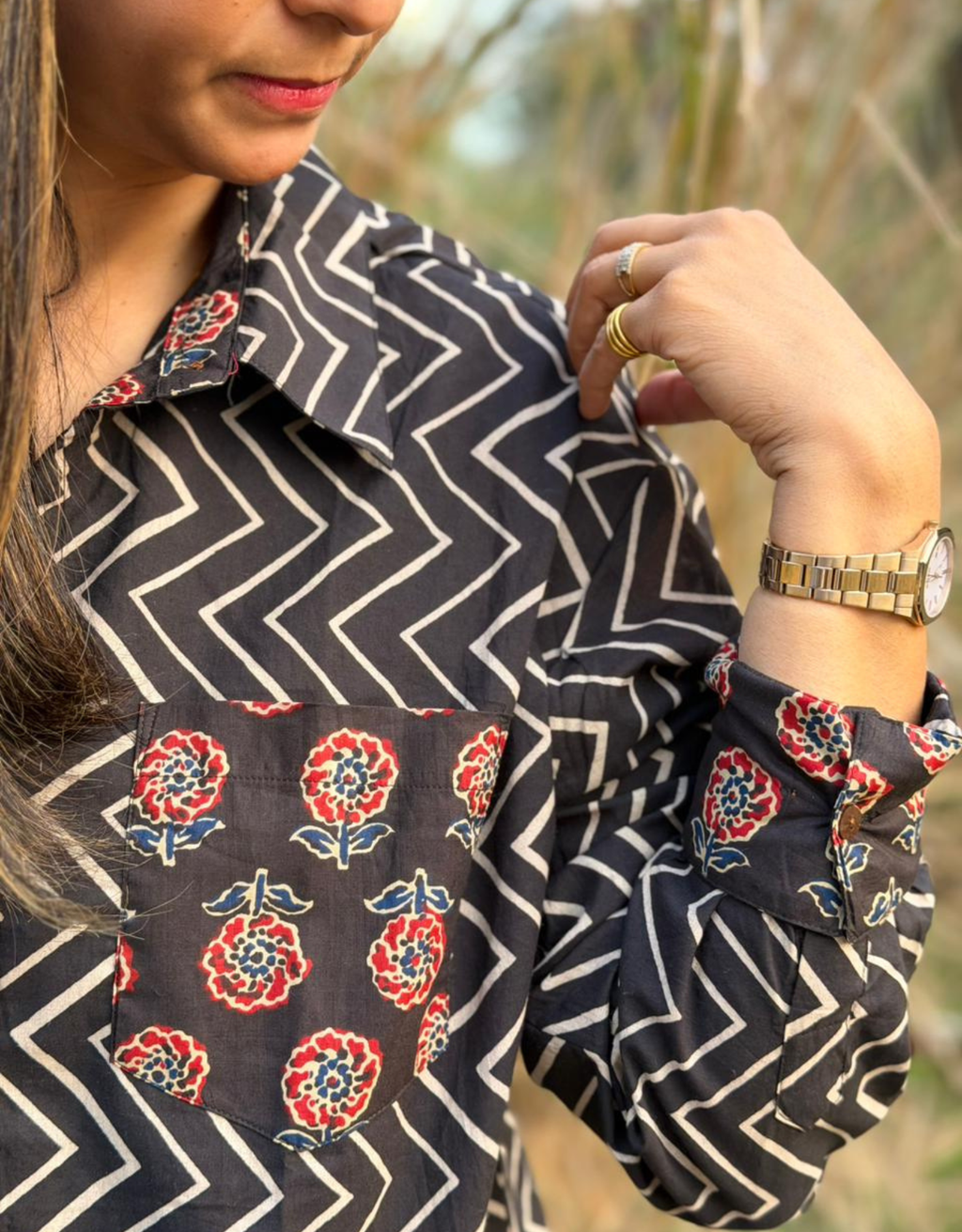 Black Zigzag Gul Cotton Oversized Shirt