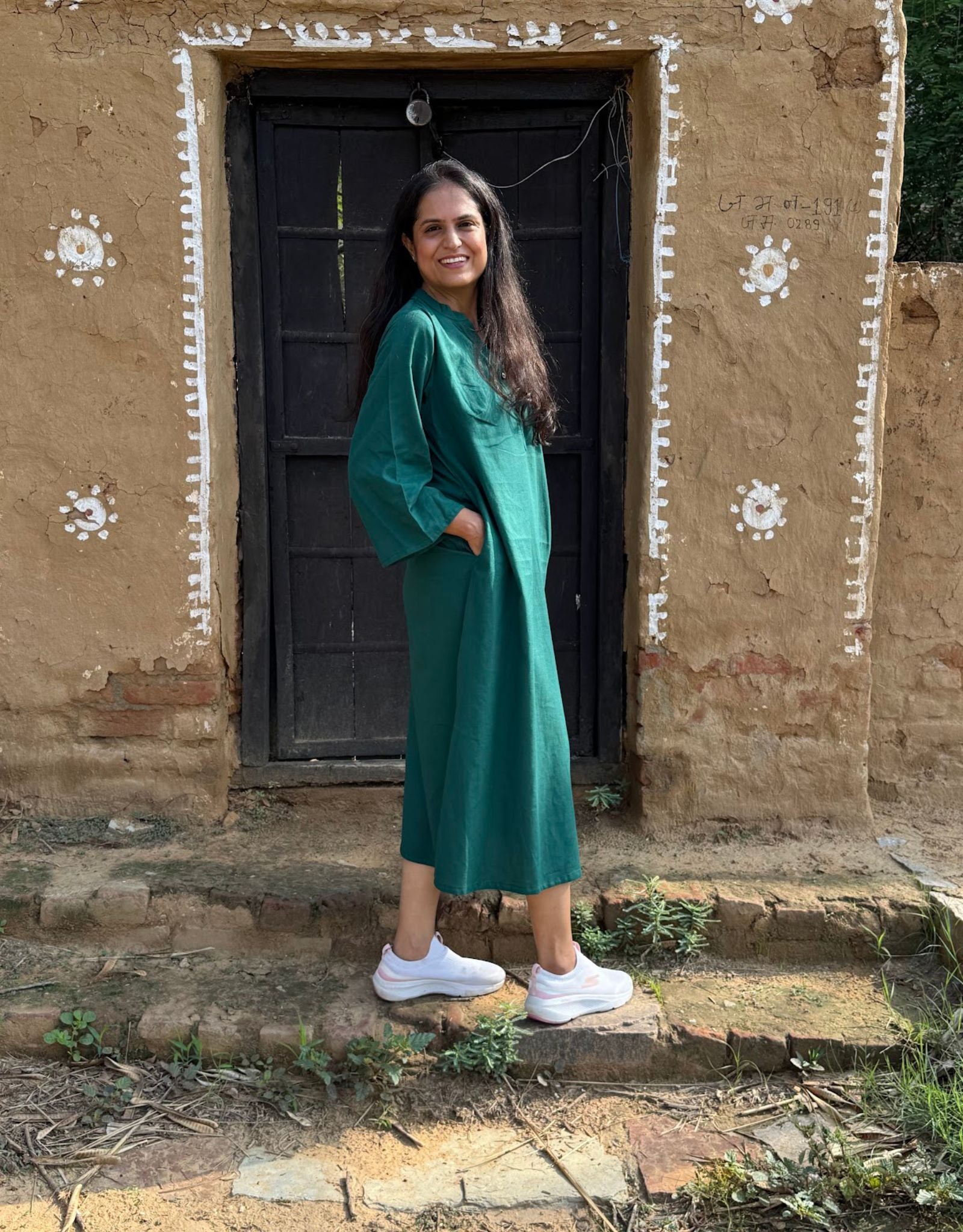 Dark Green Slid Slit Solid Cotton Flex Regular Fit Dress