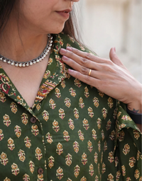 Bangalore Garden Butti Cotton Oversized Shirt Without Pocket