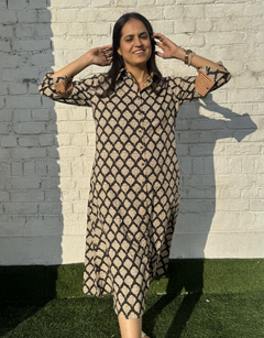 Mono B&W  Butta Cotton Regular Fit Dress