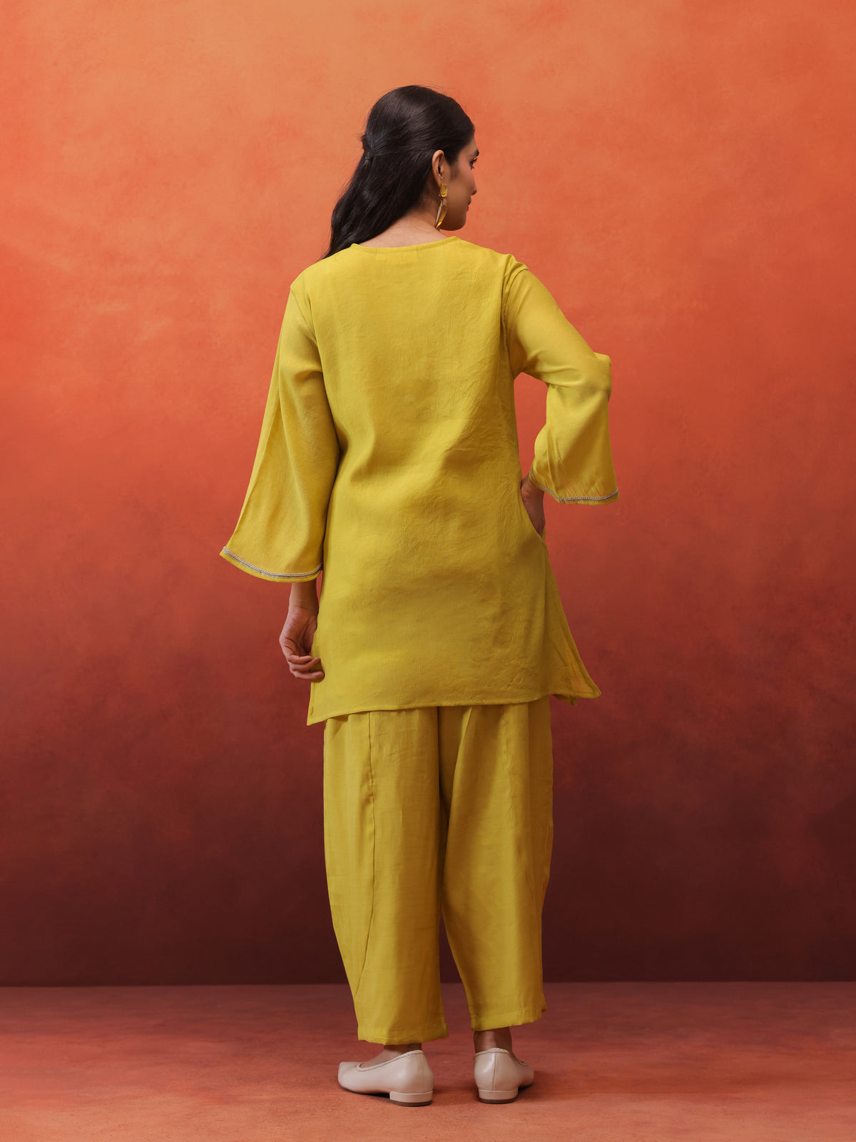 MulChanderi Short Kurta With Balloon Pant - Lime