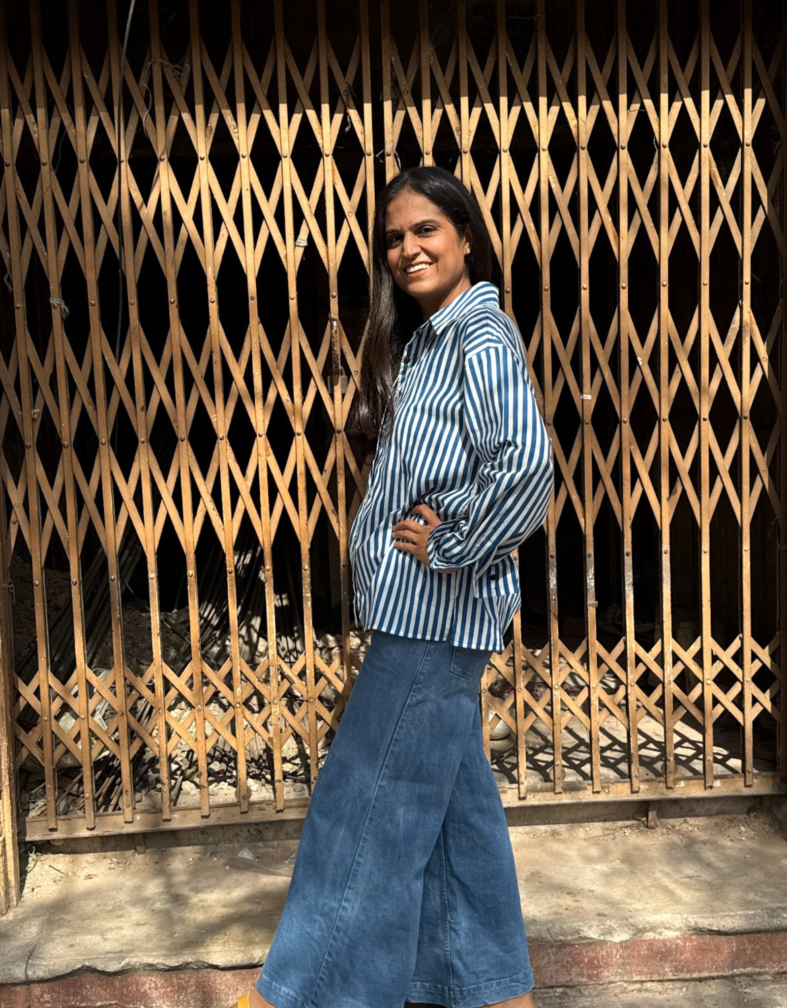 Elegant Striped Cotton Oversized Shirt - Blue